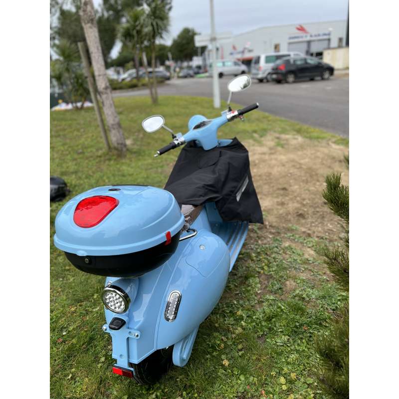 Bande de coulée pour scooter électrique, réflecteur de couverture